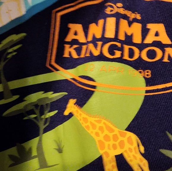 Disney Discover the magic tank top, Medium, NWT - Picture 5 of 14